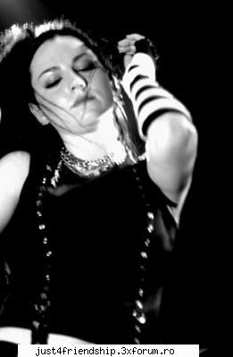 Poze - kido - Evanescence